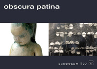 Vorderseite: Tania Bedriñana, what is inside?, 2012, Keramik, 17 x 6,5 x 5 cm und
Sun-Ju Kim, accumulation-time of the moon, 2013, Kohlezeichnung, 80 x 55 cm (Details, v.l.n.r.)